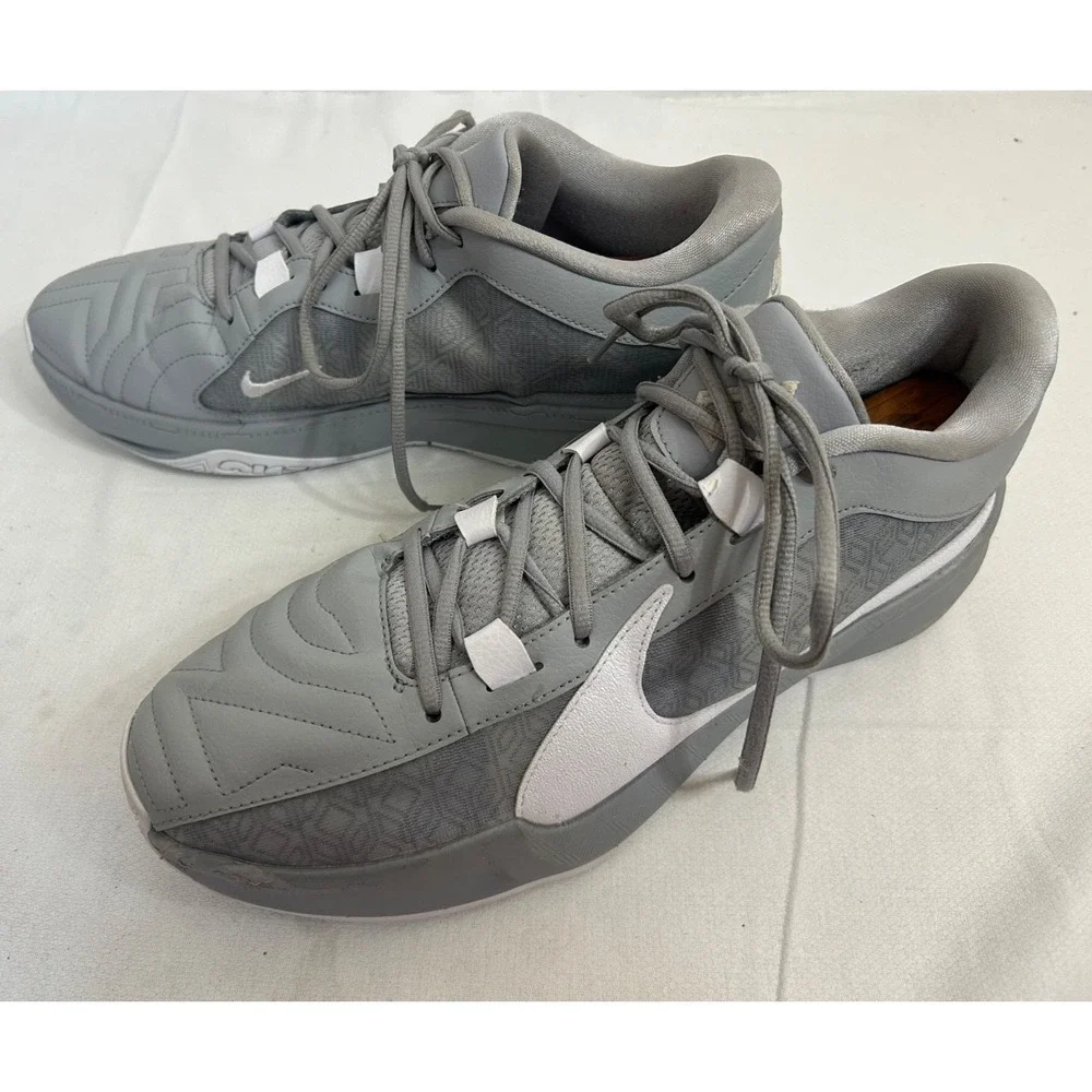Nike Zoom Freak 5 TB Wolf Grey/White DZ2946‑002 Size 13 Sneakers